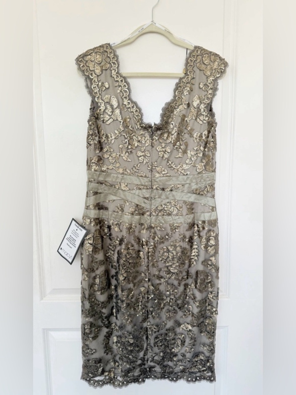 NWT Tadashi Shoji Sequin Lace Sheath Dress in Smoked Pearl
- Size 12 - Picture 4 of 16